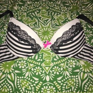 Sexy push-up bra 🌞